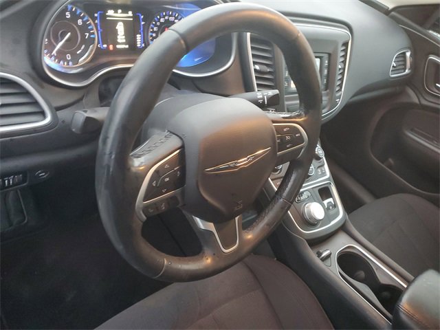 Used 2015 Chrysler 200 Limited w/ Convenience Group image 12