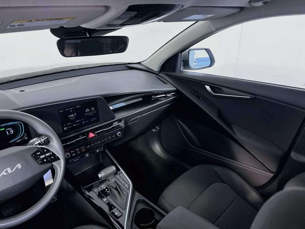 New 2026 Kia Niro LX FWD image 19