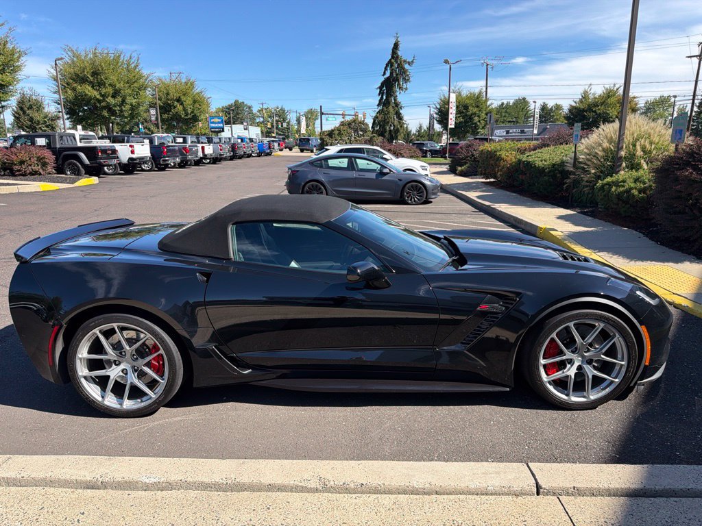Certified 2019 Chevrolet Corvette Z06 RWD image 3