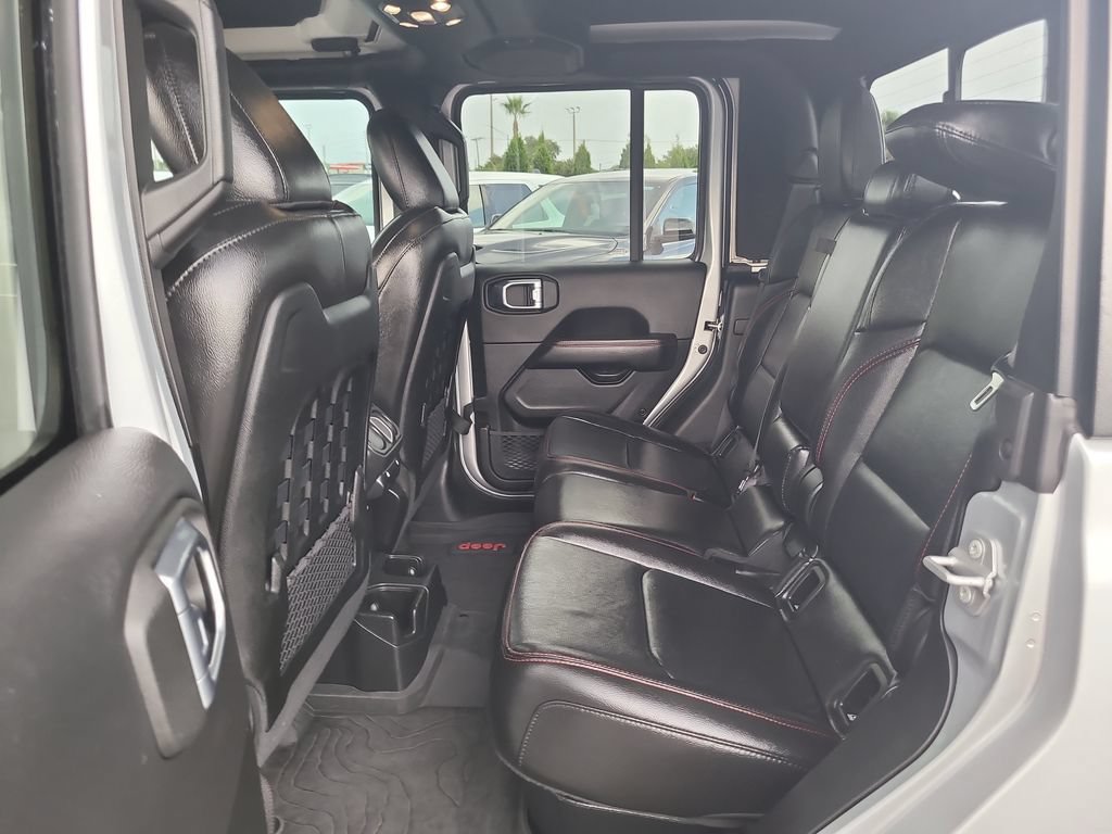 Used 2023 Jeep Gladiator Rubicon AWD/4WD image 13