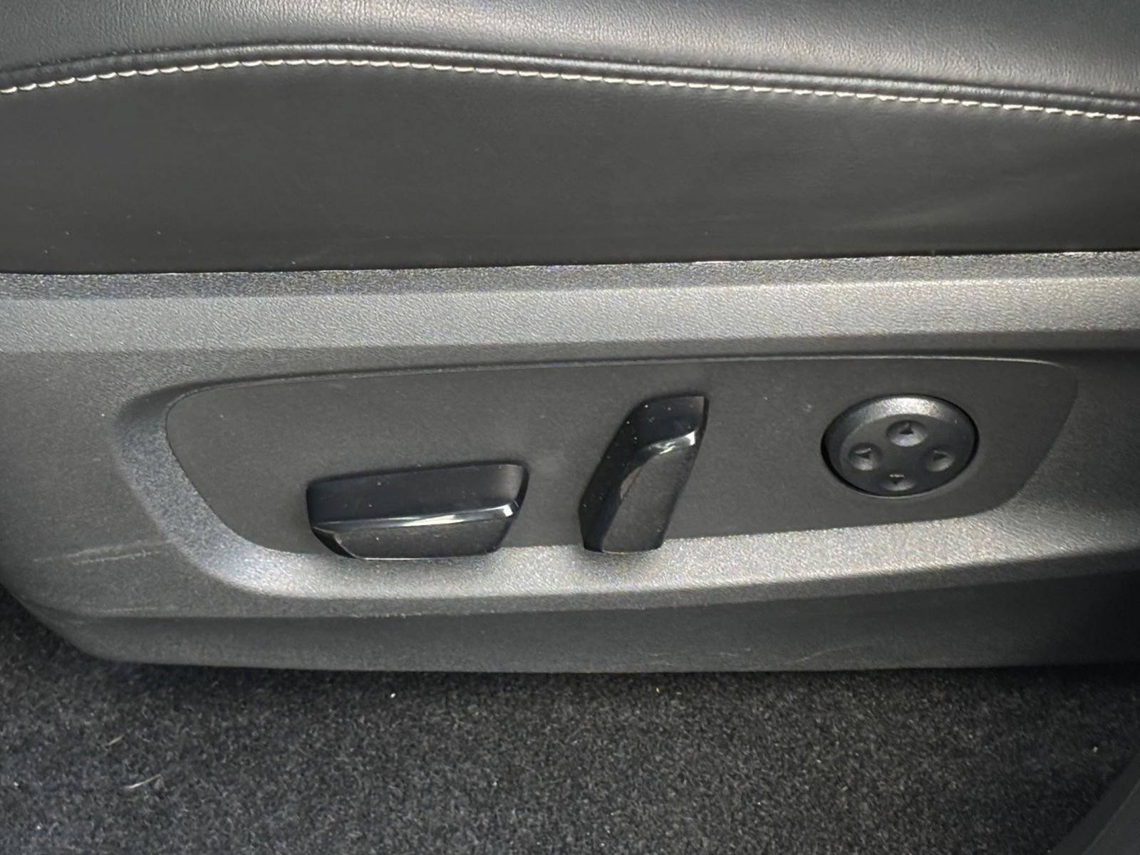 Used 2026 INFINITI QX60 Luxe FWD image 23