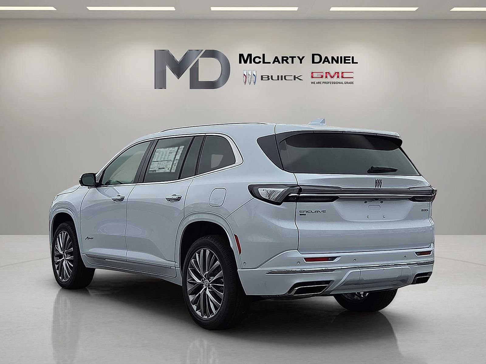 New 2026 Buick Enclave Avenir image 4