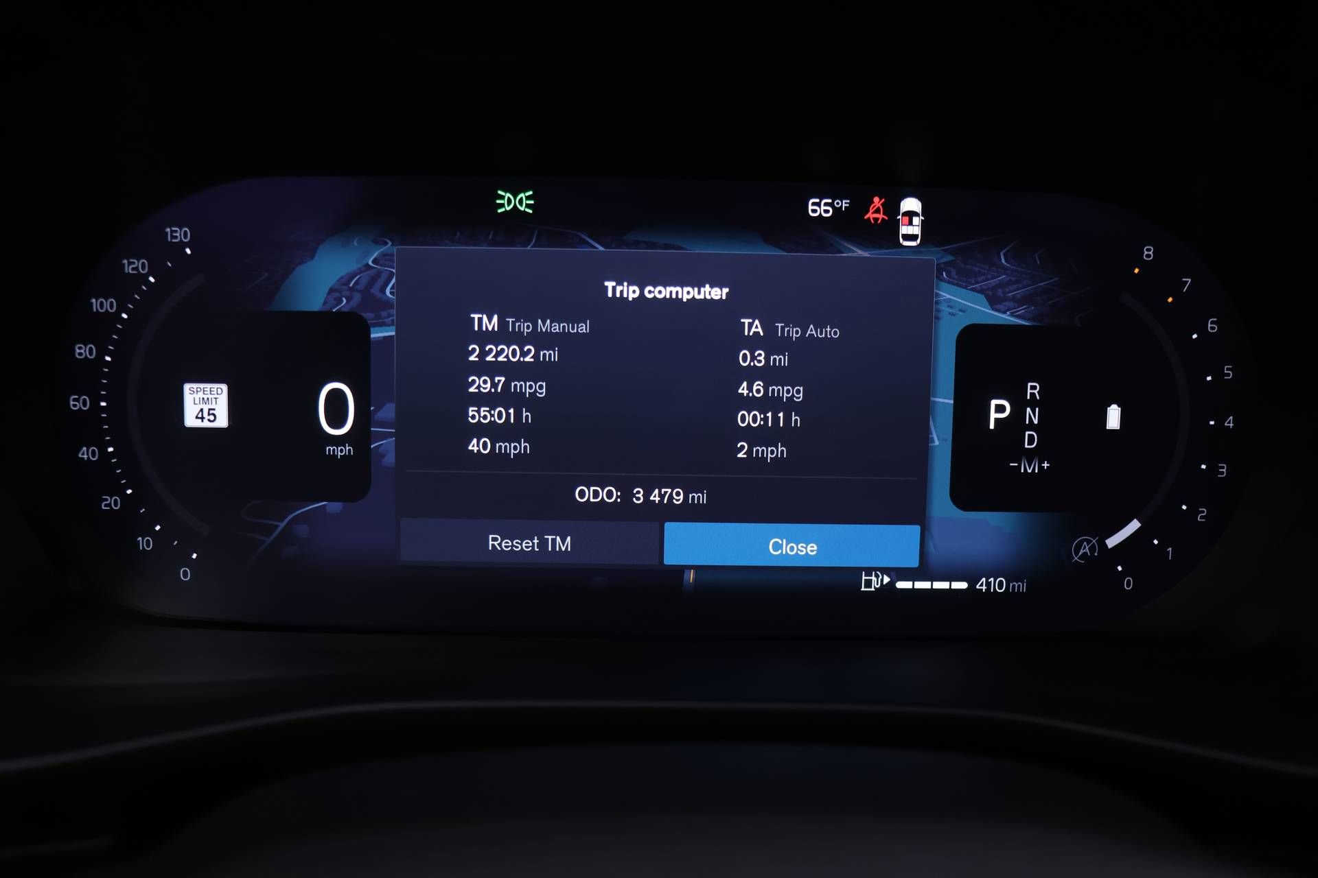 New 2026 Volvo XC40 B5 Plus AWD/4WD image 11