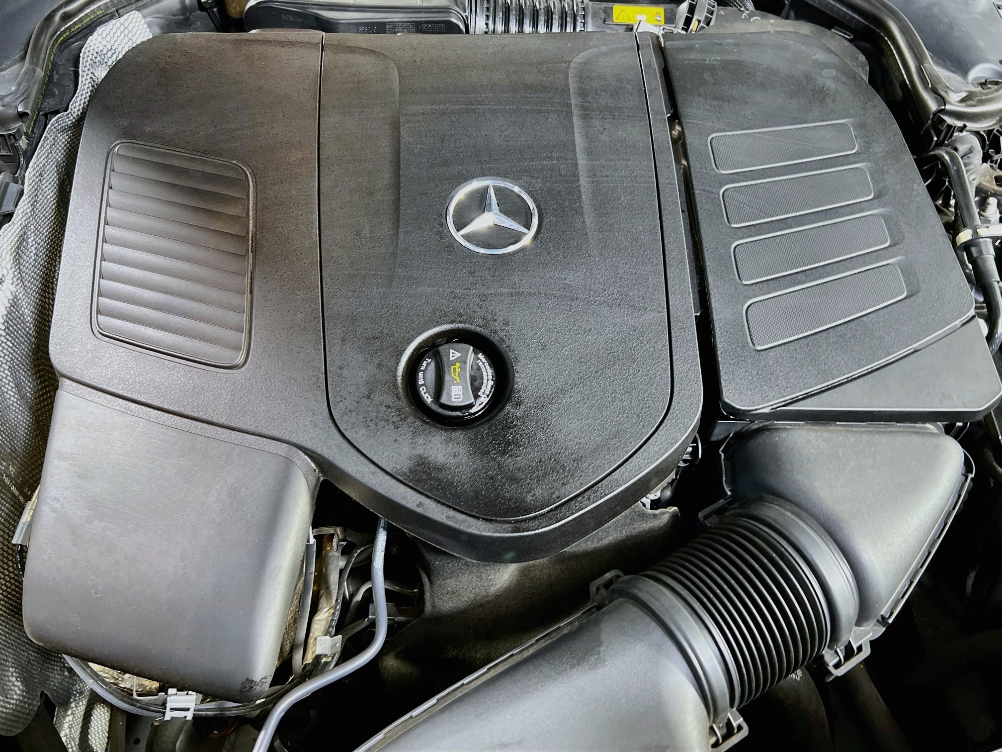 Used 2022 Mercedes-Benz C 300 4MATIC Sedan image 29