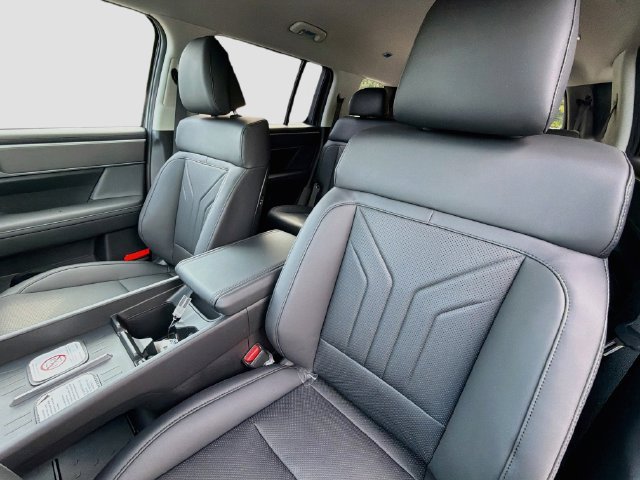 New 2027 Hyundai Santa Fe SEL AWD/4WD image 15