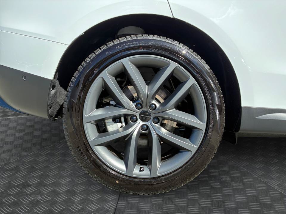 New 2026 Land Rover Range Rover Sport SE AWD/4WD image 23