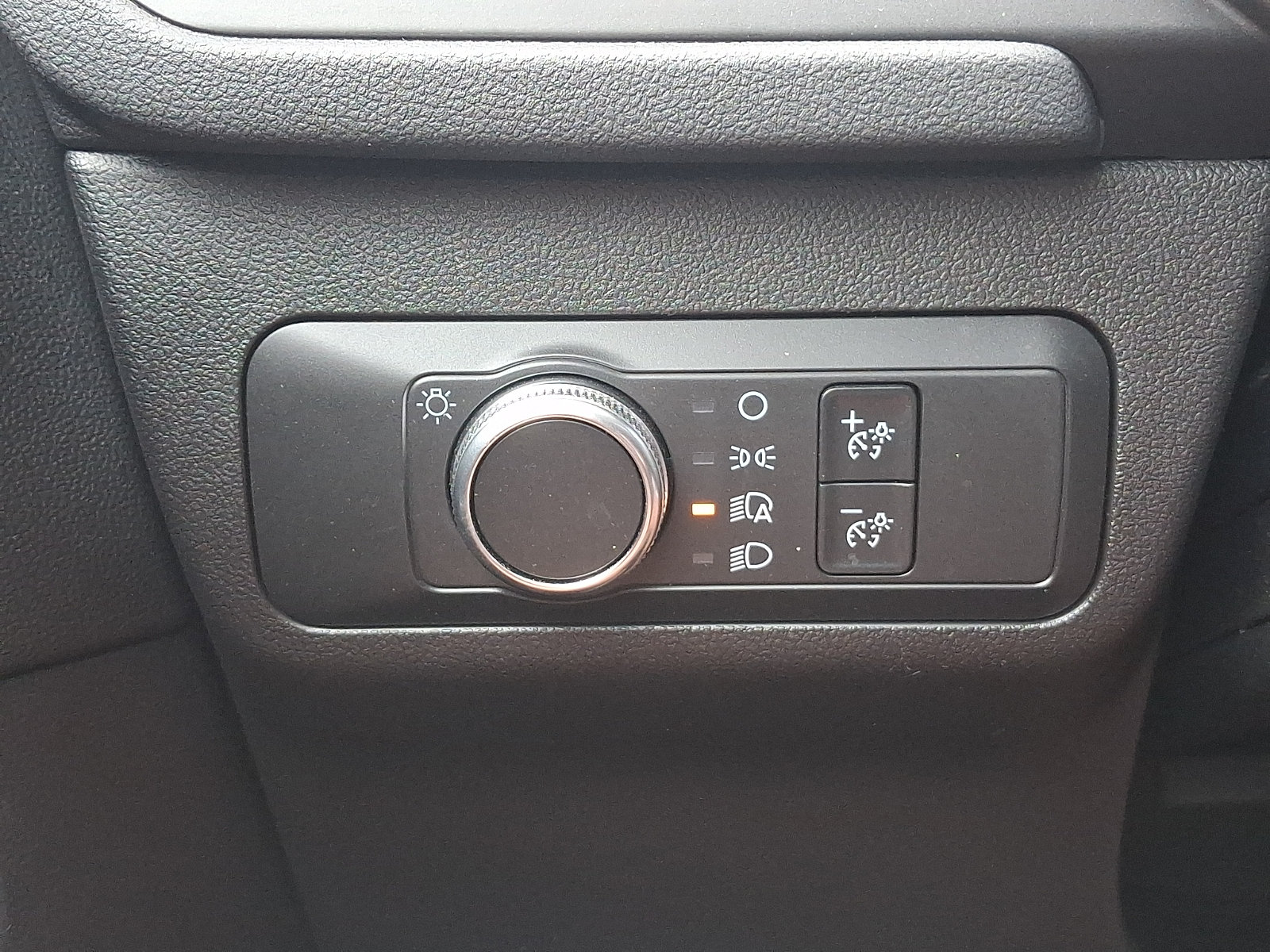 Certified 2020 Ford Escape SE AWD/4WD image 24