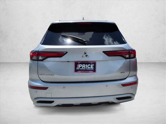 Used 2023 Mitsubishi Outlander SEL FWD image 7
