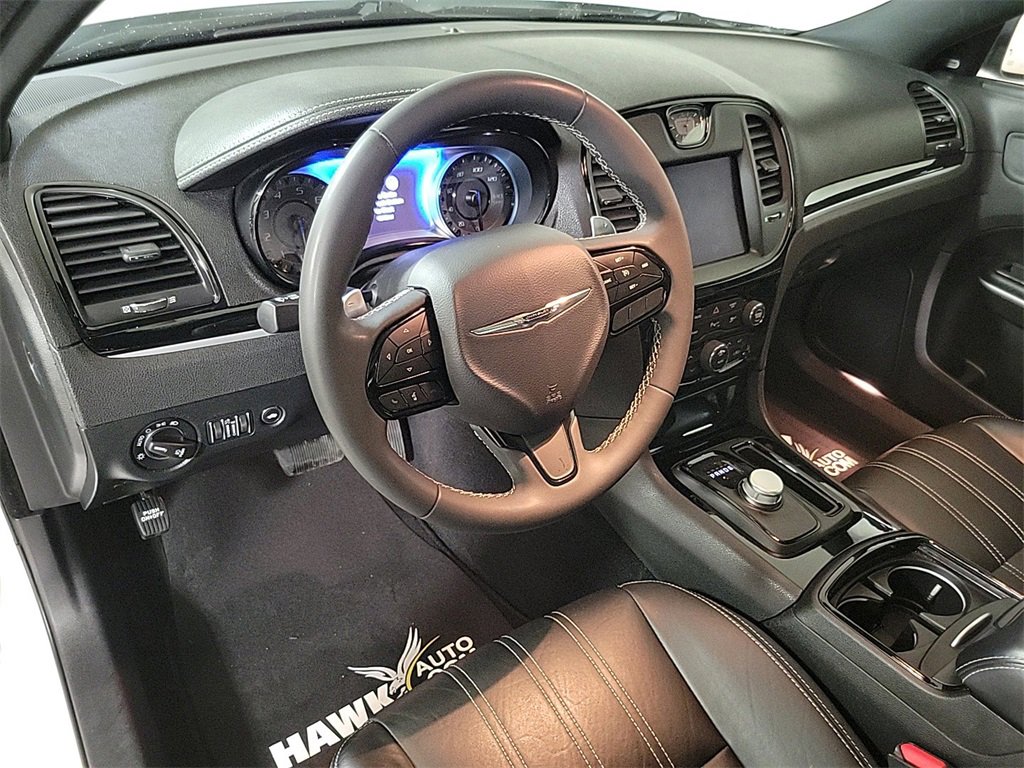 Used 2023 Chrysler 300 S image 11