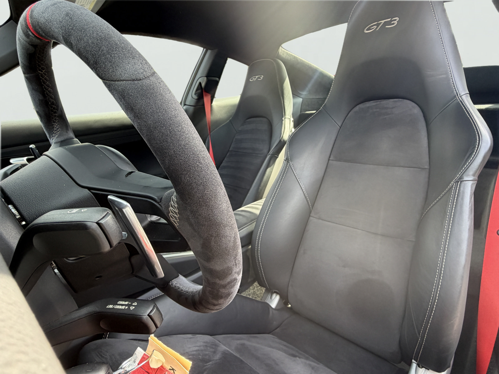Certified 2018 Porsche 911 GT3 RWD image 3