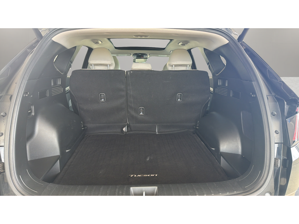 Used 2023 Hyundai Tucson Limited AWD/4WD image 16