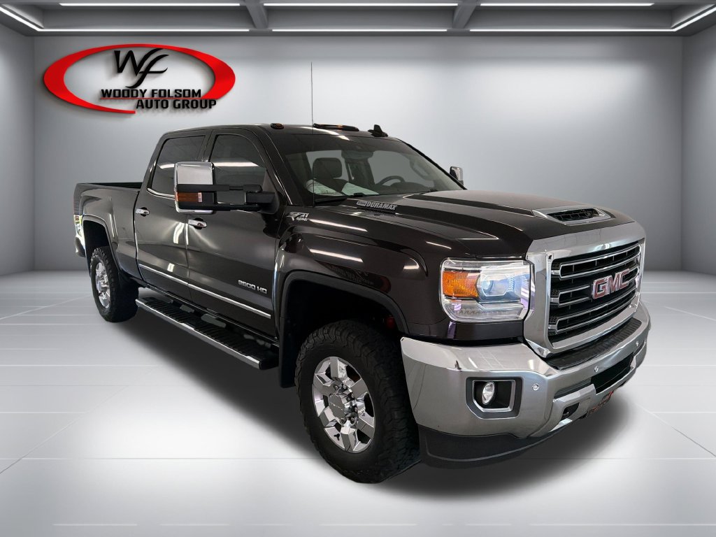 Used 2018 GMC Sierra 2500 SLT w/ Duramax Plus Package AWD/4WD image 3