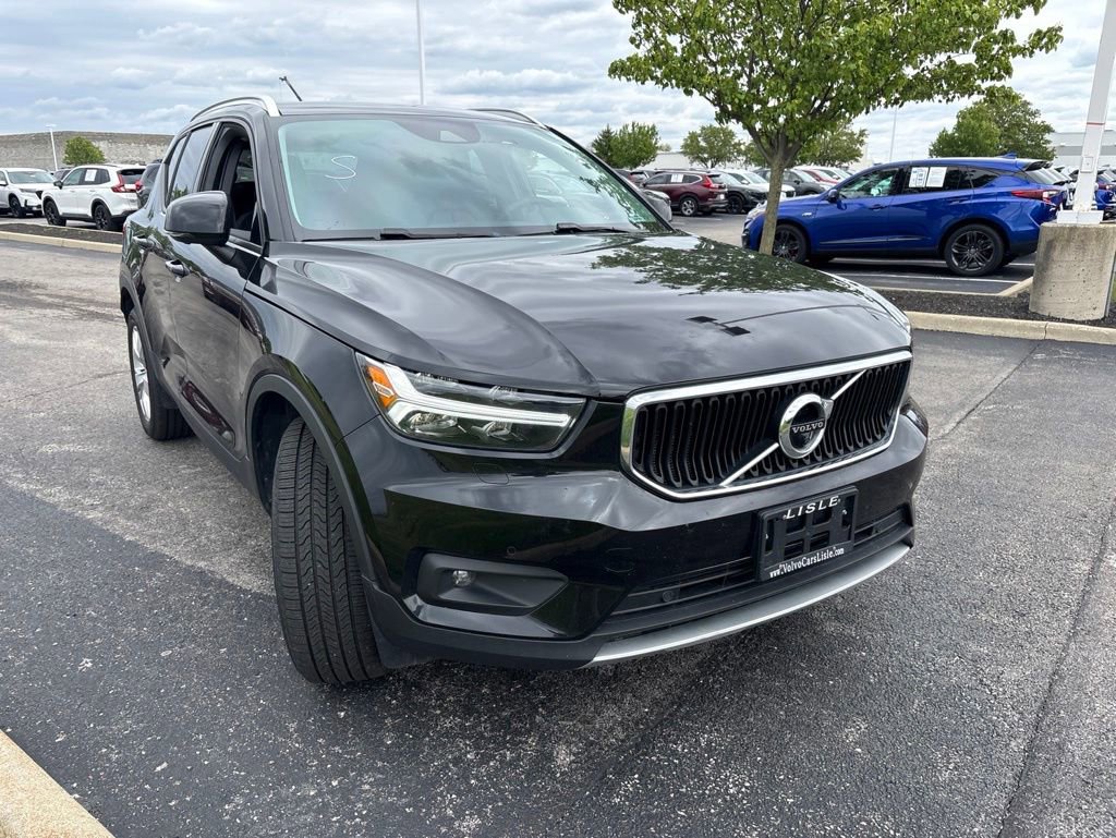 Used 2022 Volvo XC40 T5 Momentum AWD/4WD image 13