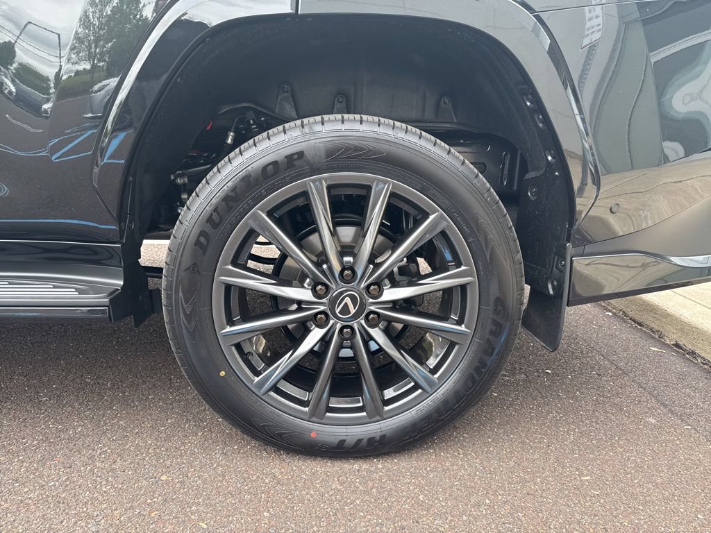 New 2026 Lexus LX 700h F Sport AWD/4WD image 10