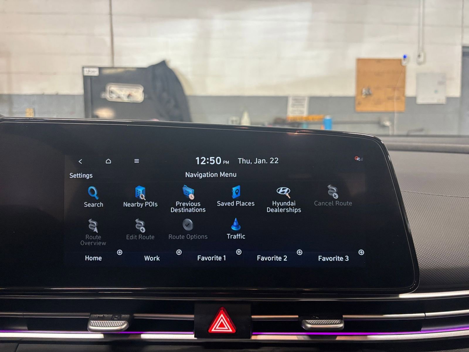 Used 2025 Hyundai Elantra Limited image 20