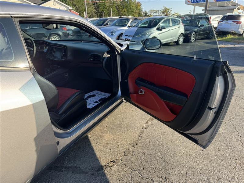 Used 2016 Dodge Challenger R/T Plus RWD image 11