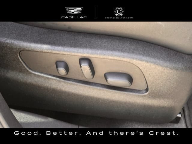 Certified 2023 Cadillac XT4 Premium Luxury w/ Technology Package AWD/4WD image 30