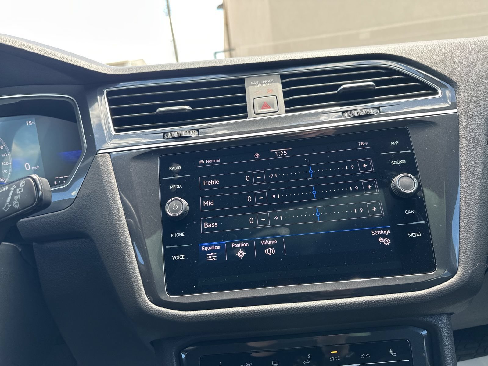 Certified 2024 Volkswagen Tiguan SE R-Line AWD/4WD image 62