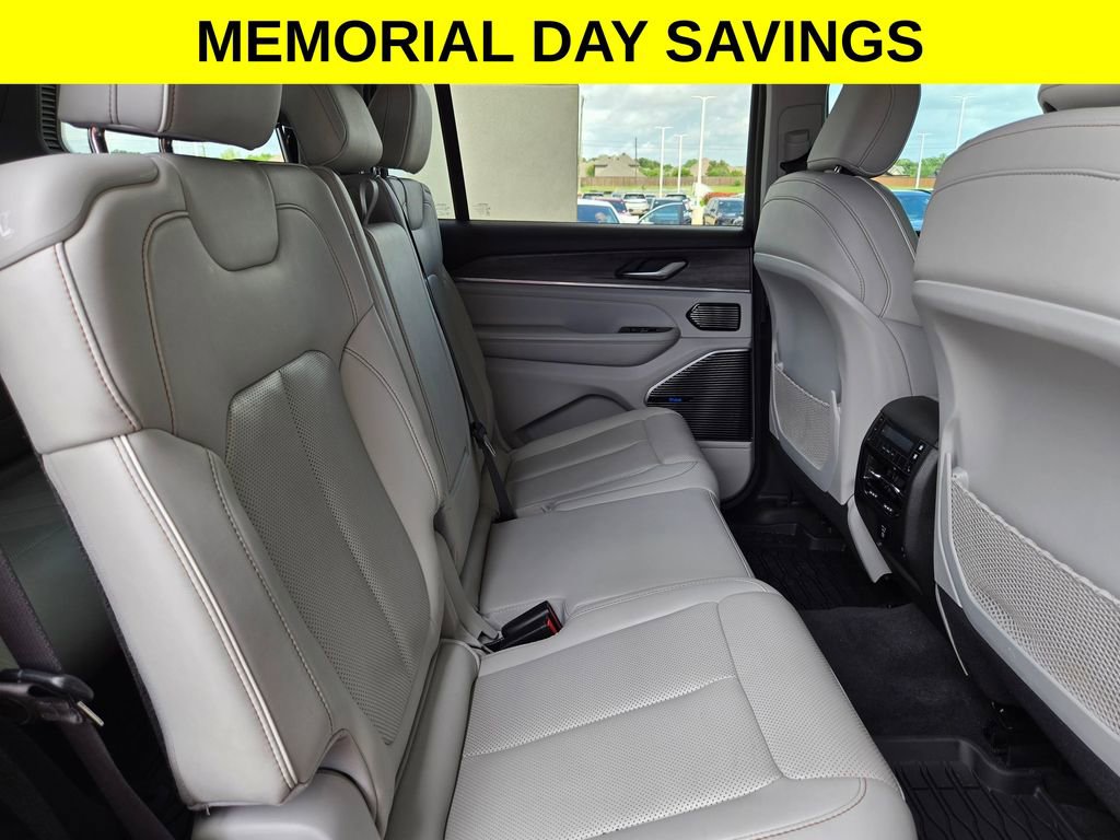 Used 2022 Jeep Grand Cherokee L Overland AWD/4WD image 27
