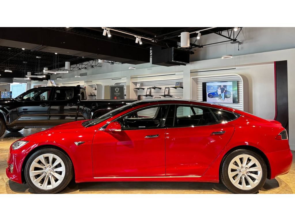 Used 2017 Tesla Model S 100D AWD/4WD image 8