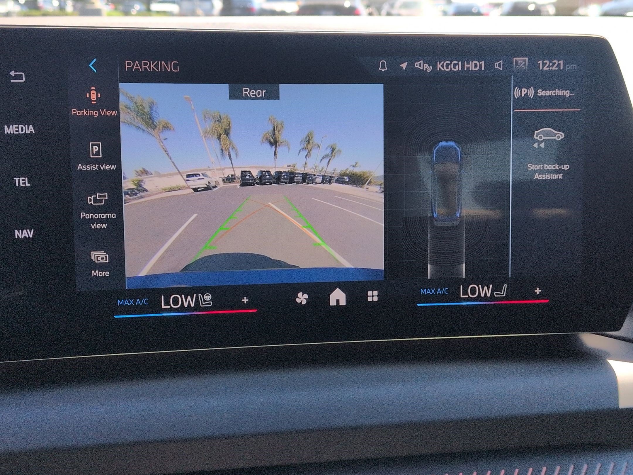 Used 2025 BMW 228i xDrive w/ Premium Package image 24