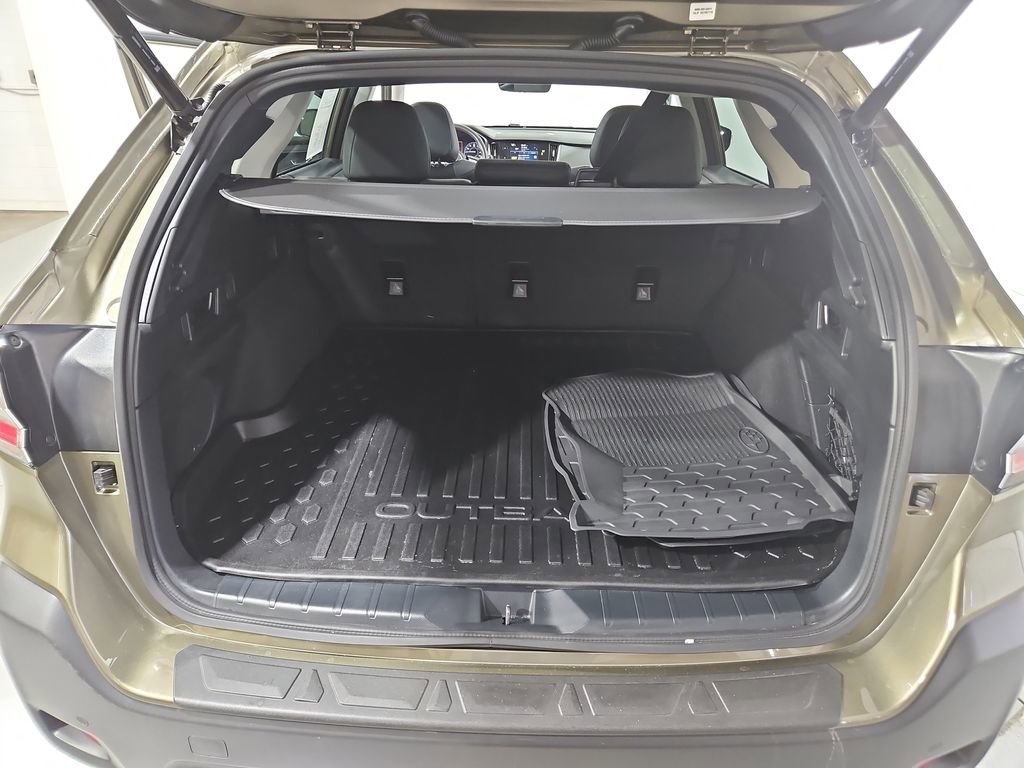 Certified 2025 Subaru Outback Onyx Edition image 23