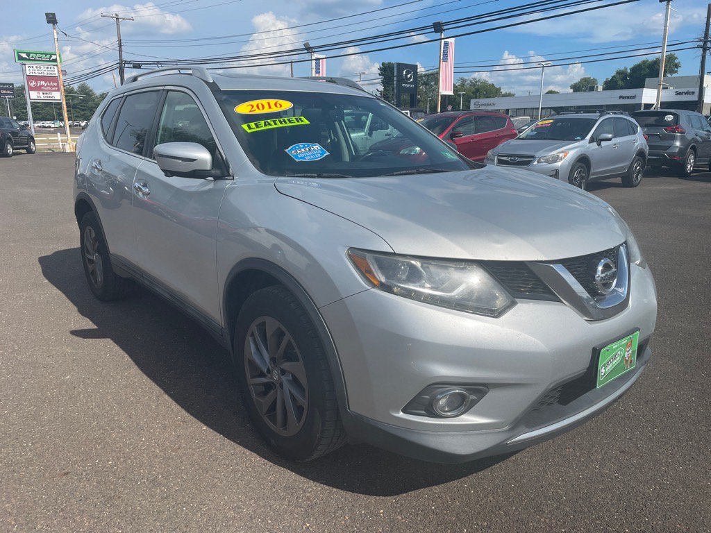 Used 2016 Nissan Rogue SL w/ SL Premium Package AWD/4WD image 4
