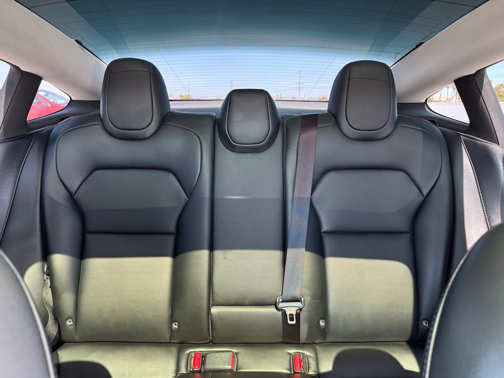 Used 2025 Tesla Model 3 Long Range RWD image 18