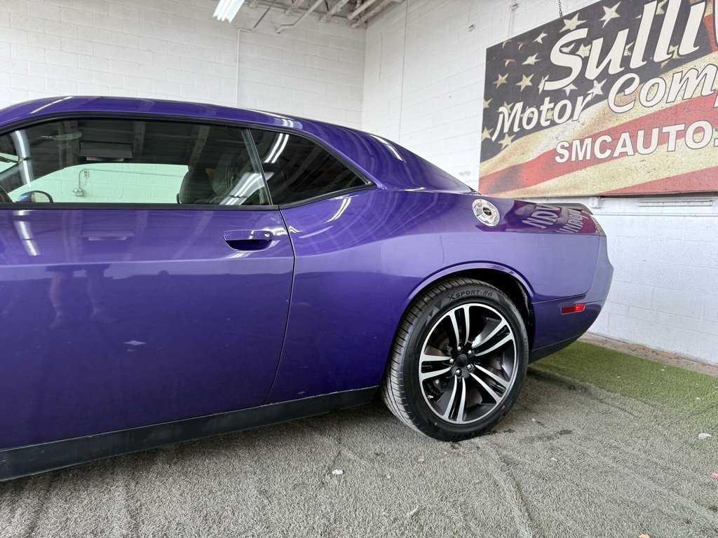 Used 2013 Dodge Challenger SRT8 Core image 3