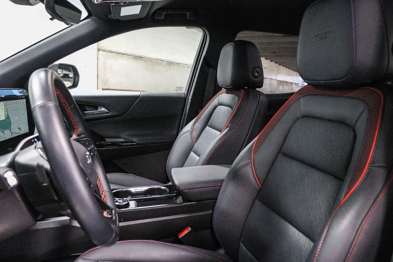 Used 2025 Chevrolet Equinox RS w/ Safety and Technology Package FWD image 18