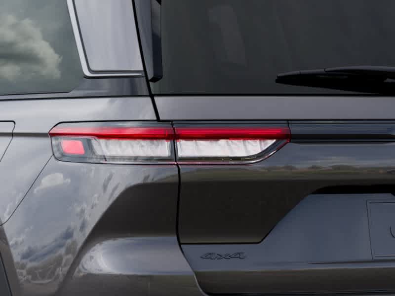 New 2026 Jeep Grand Cherokee Altitude AWD/4WD image 9