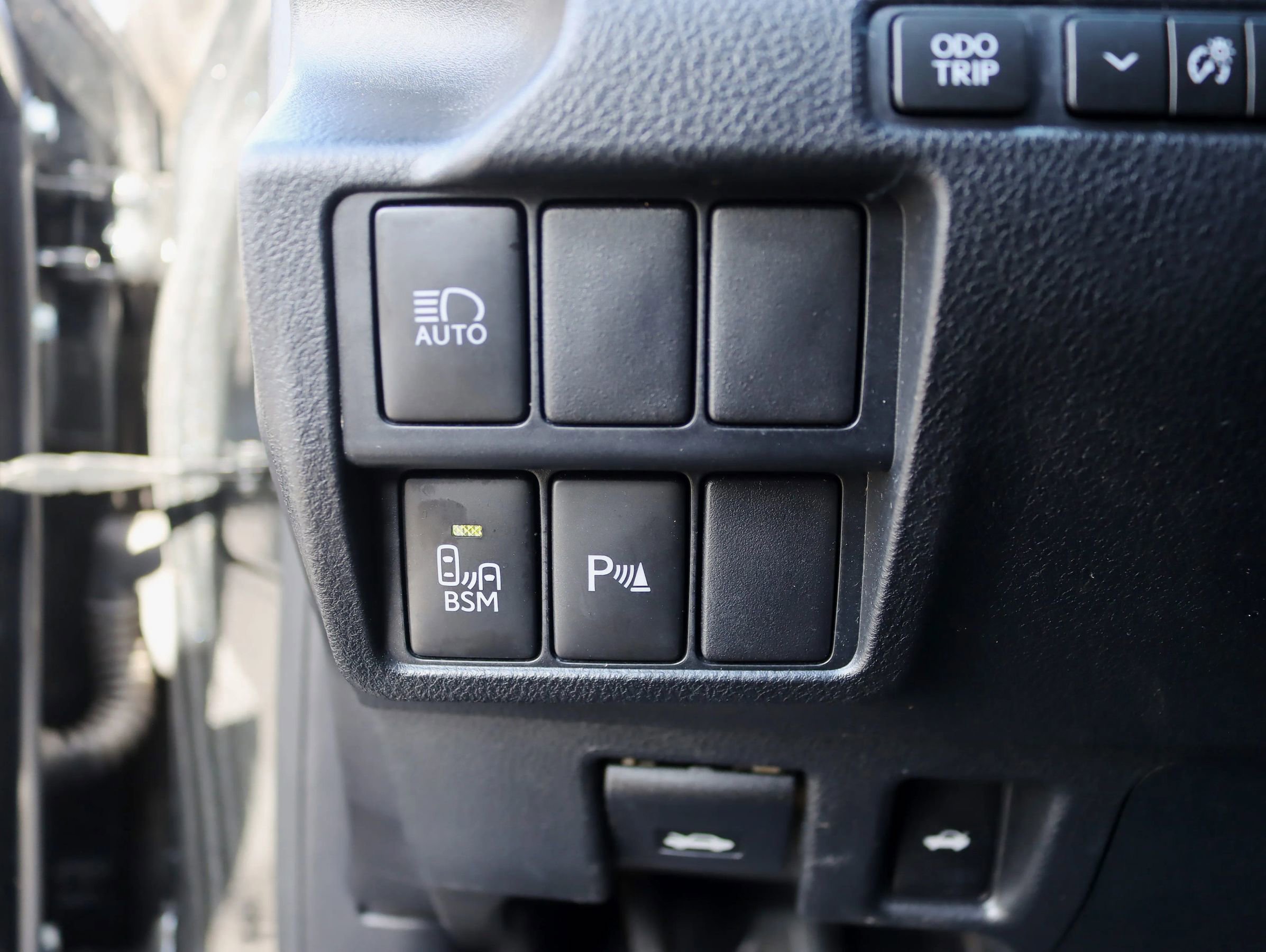 Used 2020 Lexus IS 300 IS 300 Sedan 4D w/ Premium Package image 17