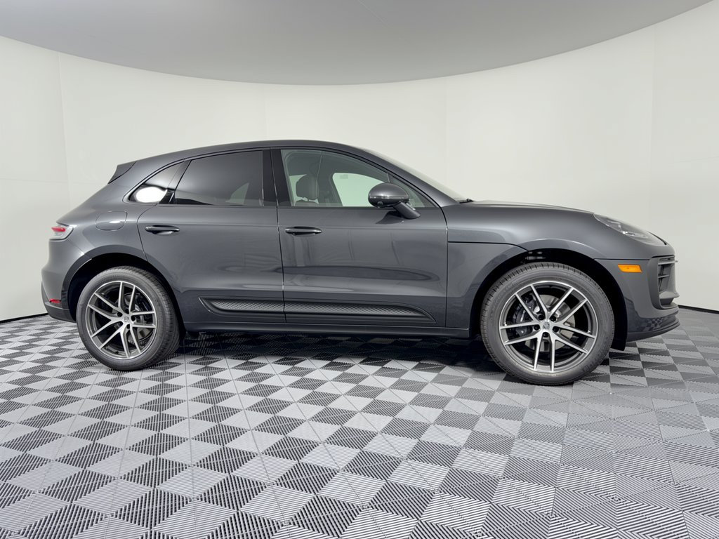 New 2026 Porsche Macan AWD/4WD image 8