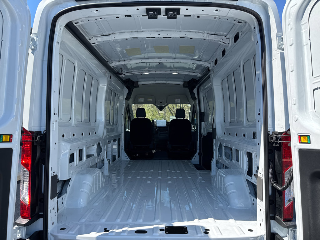 New 2026 Ford Transit 250 148 Medium Roof image 7