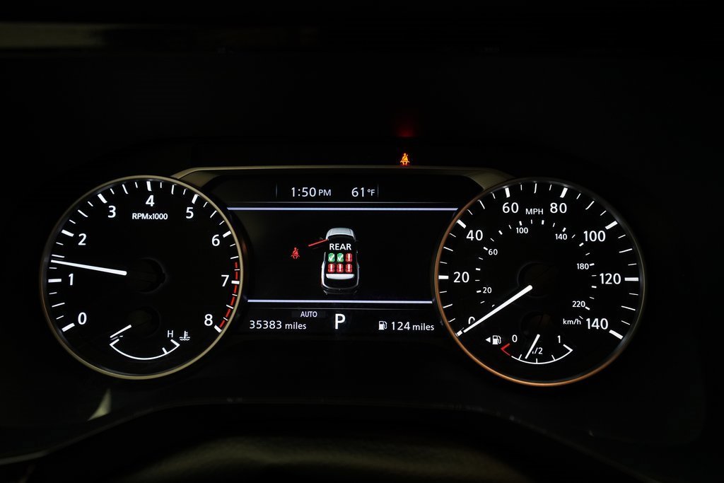 Certified 2024 Nissan Pathfinder SV image 2