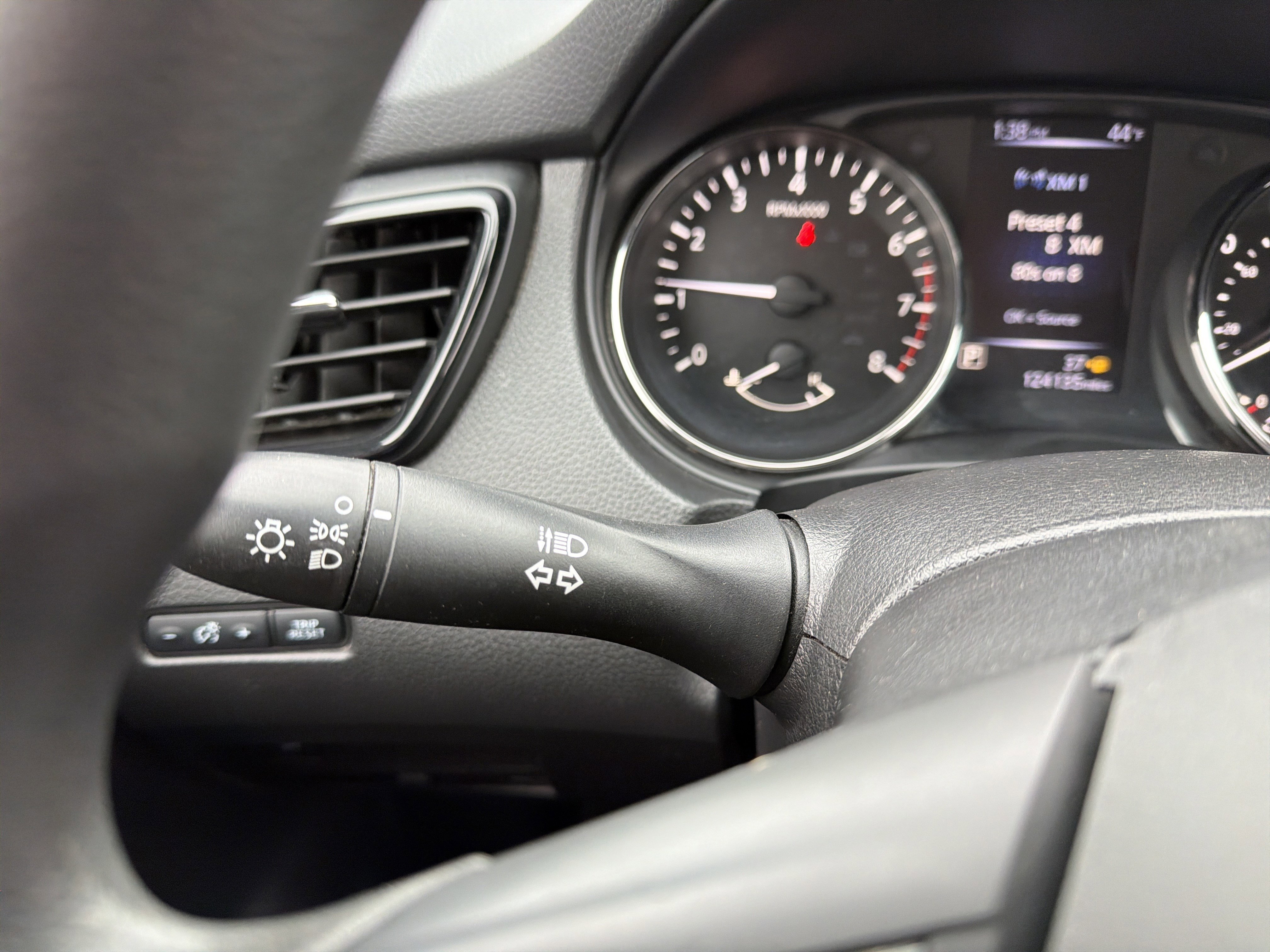 Used 2017 Nissan Rogue Sport S w/ S Appearance Package image 22