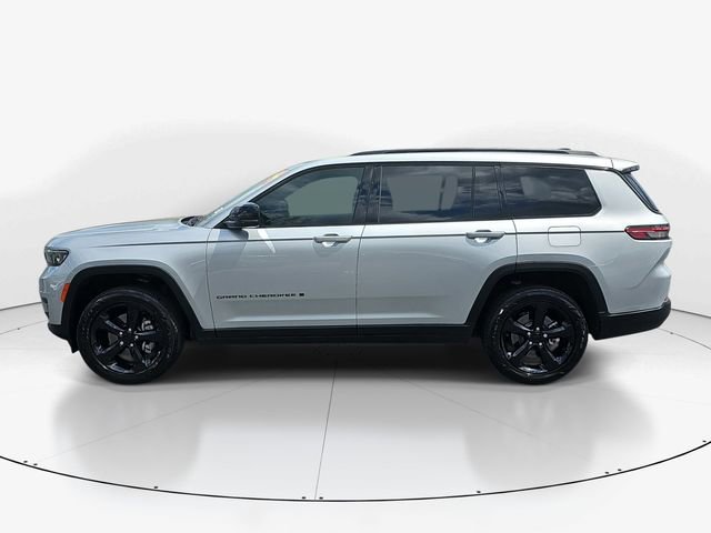 Used 2024 Jeep Grand Cherokee L Altitude image 8