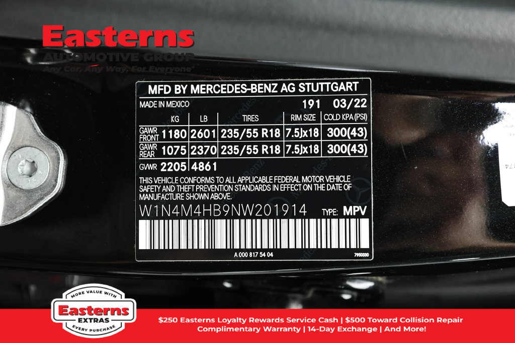 Used 2022 Mercedes-Benz GLB 250 4MATIC image 36