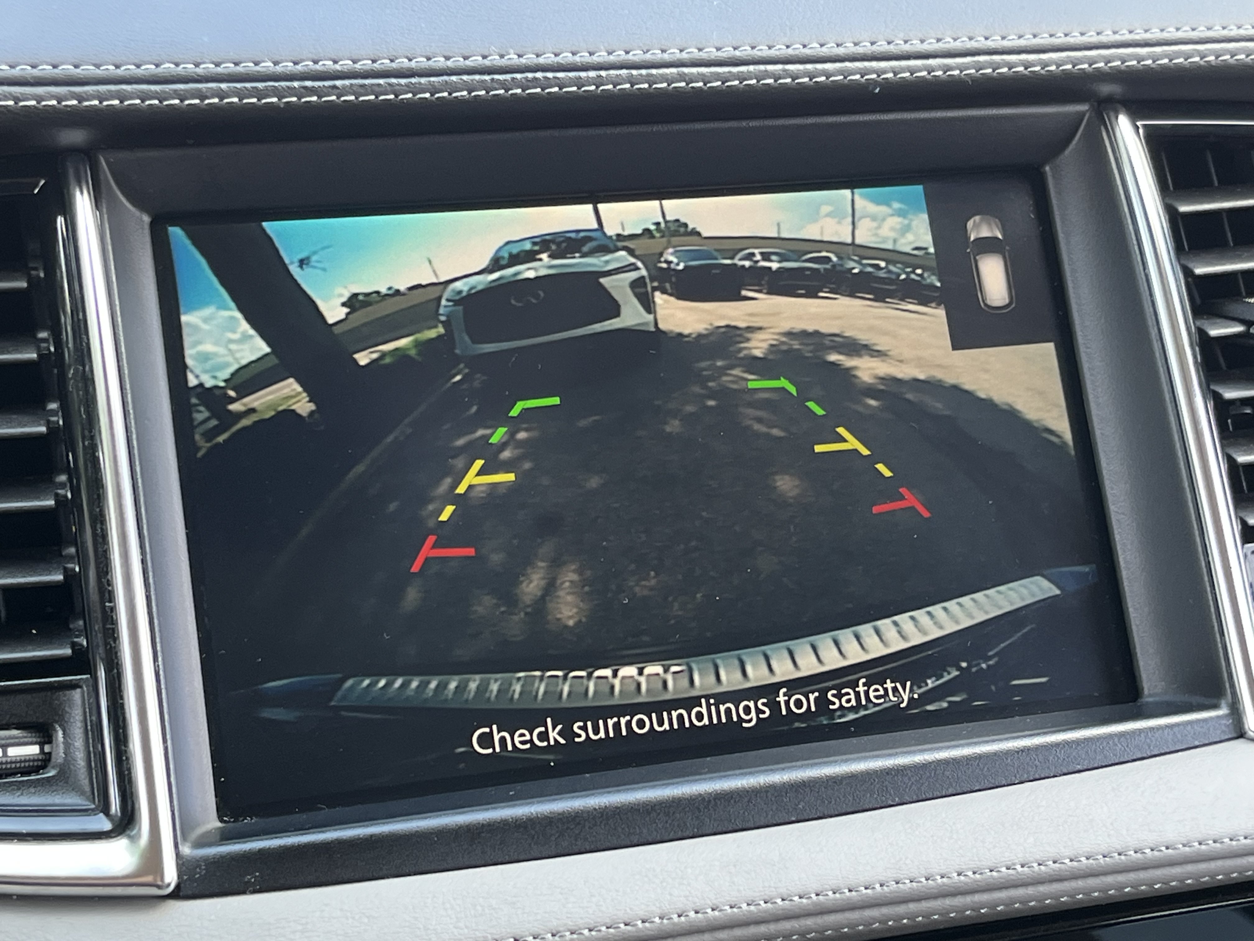 Certified 2023 INFINITI QX50 Luxe w/ Accent Package FWD image 3