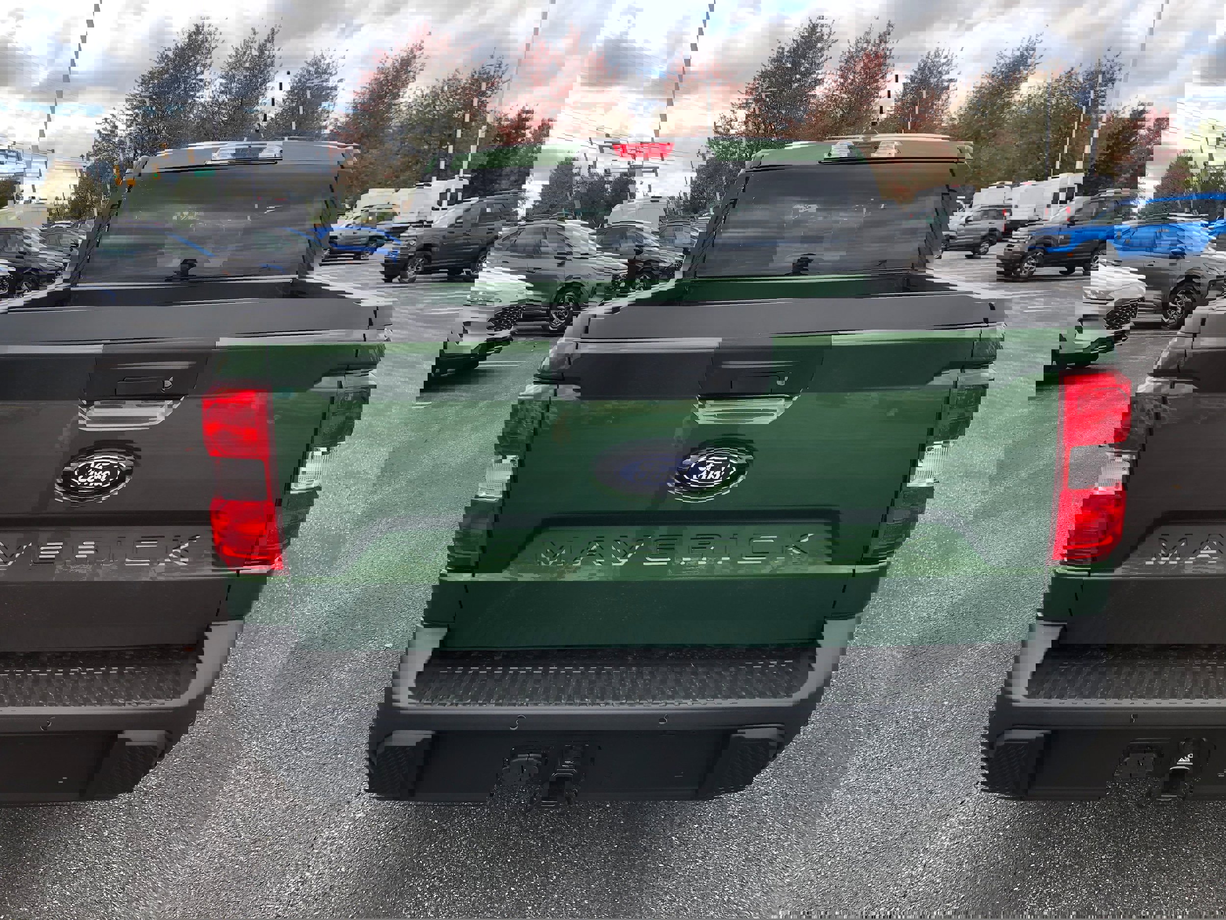 New 2025 Ford Maverick XLT w/ XLT Luxury Package image 4