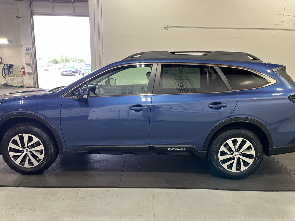 Used 2021 Subaru Outback Premium w/ Popular Package #1 AWD/4WD image 11