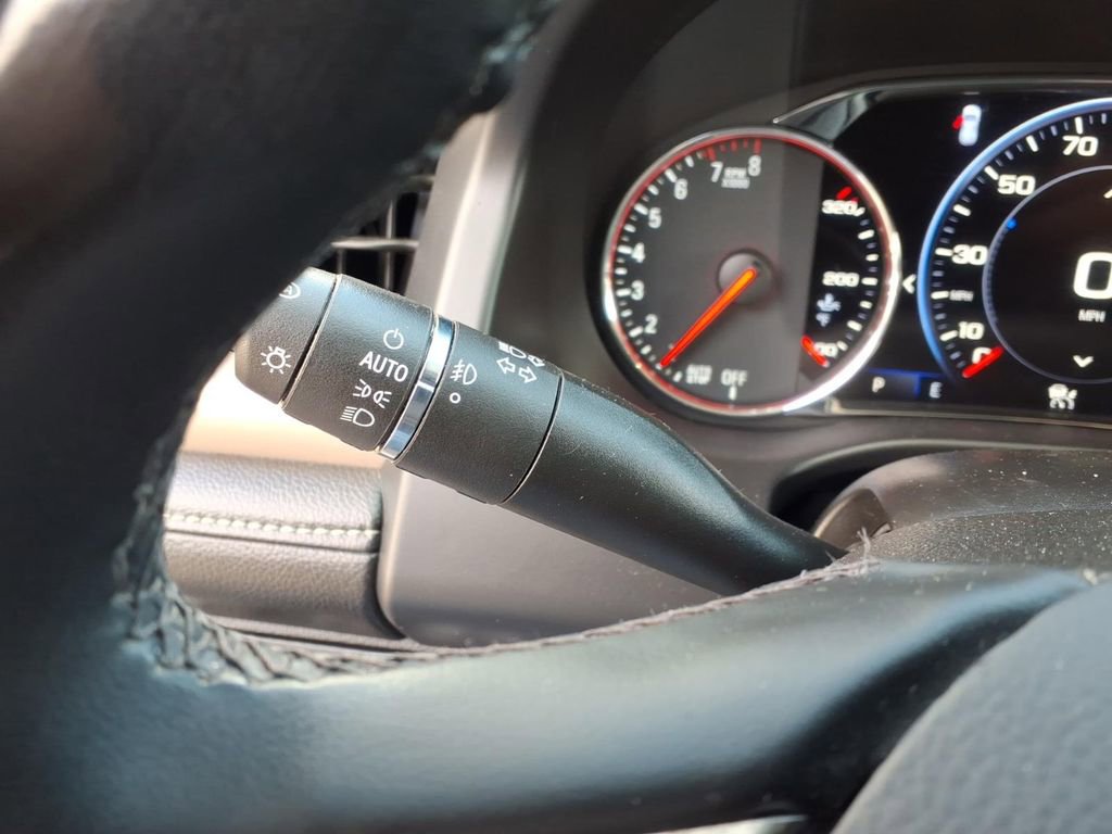 Used 2023 GMC Acadia Denali w/ Denali Ultimate Package image 18