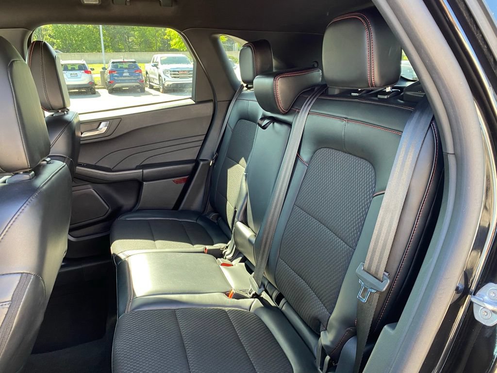Used 2025 Ford Escape ST-Line FWD image 27