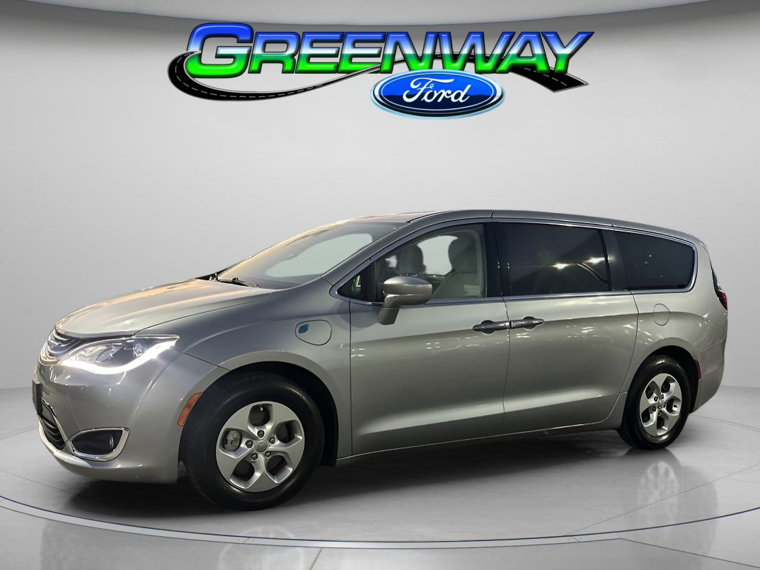 Used 2017 Chrysler Pacifica Touring Plus
