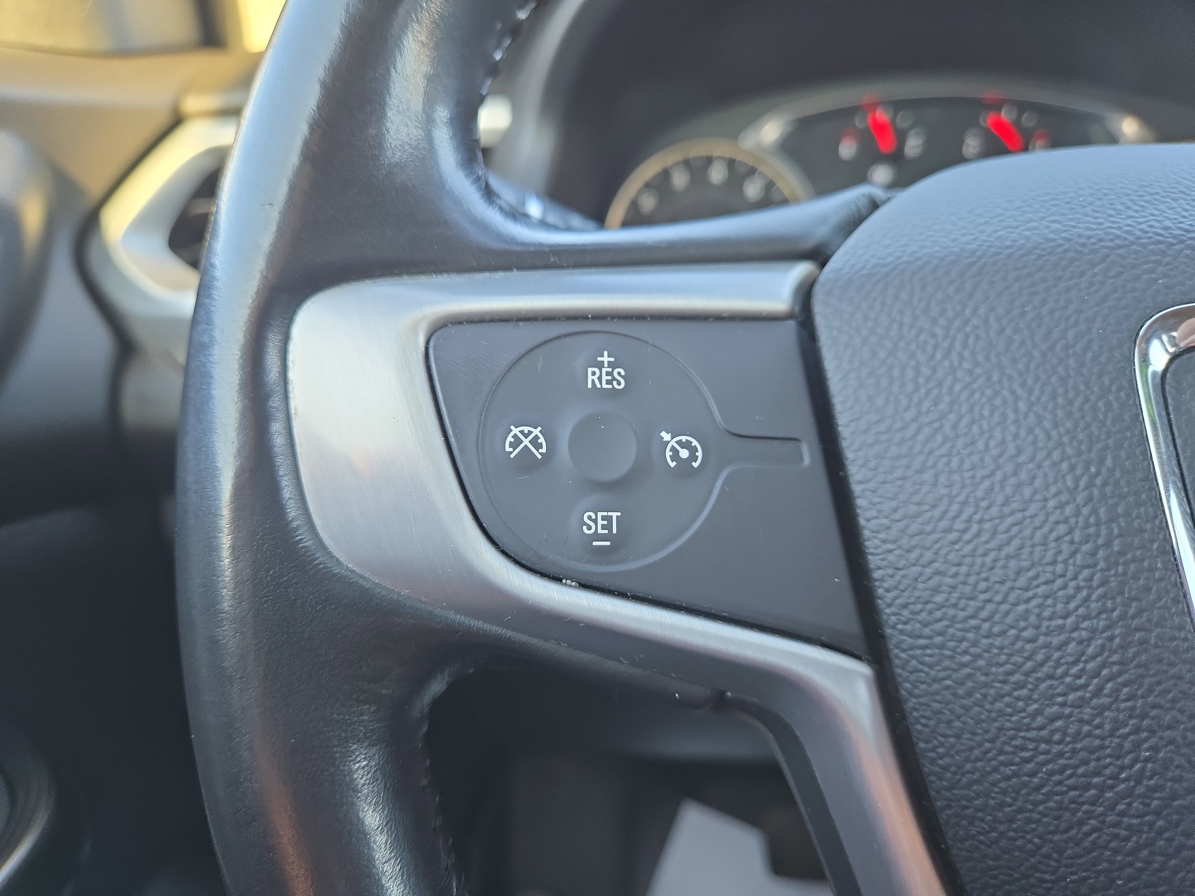 Used 2020 GMC Acadia SLT image 19