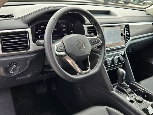 Used 2023 Volkswagen Atlas SE image 19