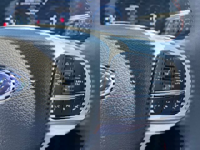 Certified 2025 Ford Explorer Active image 16