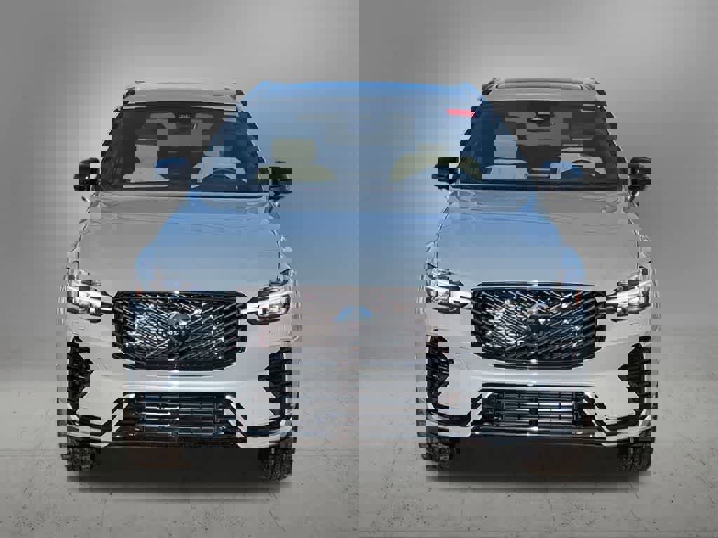 New 2026 Volvo XC60 T8 Plus w/ Protection Package Premier image 9