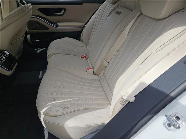 New 2026 Mercedes-Benz S 500 4MATIC image 16
