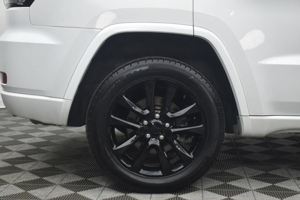 Used 2021 Jeep Grand Cherokee Laredo X AWD/4WD image 31